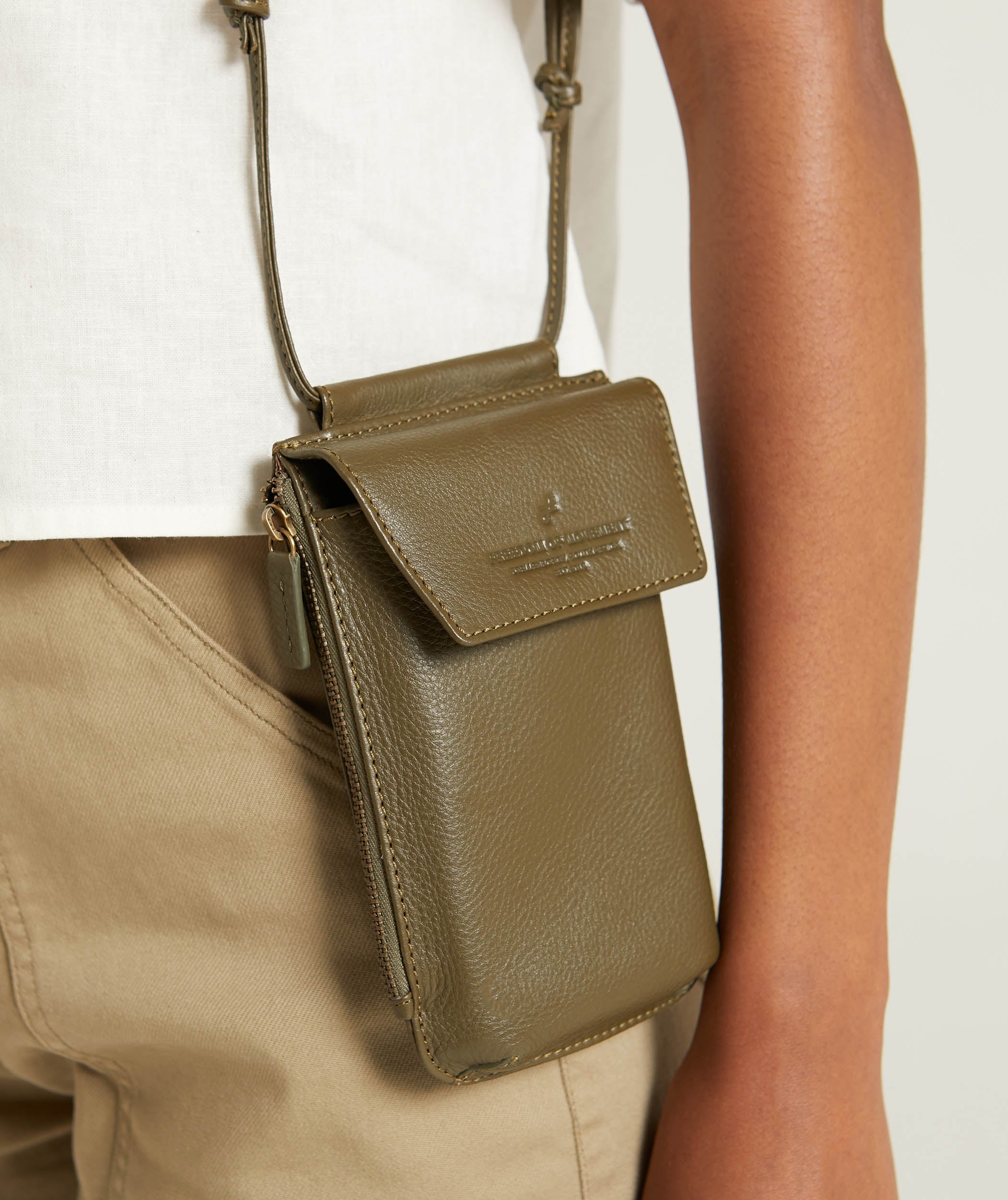 Crossbody Cellphone Pouch - Olive