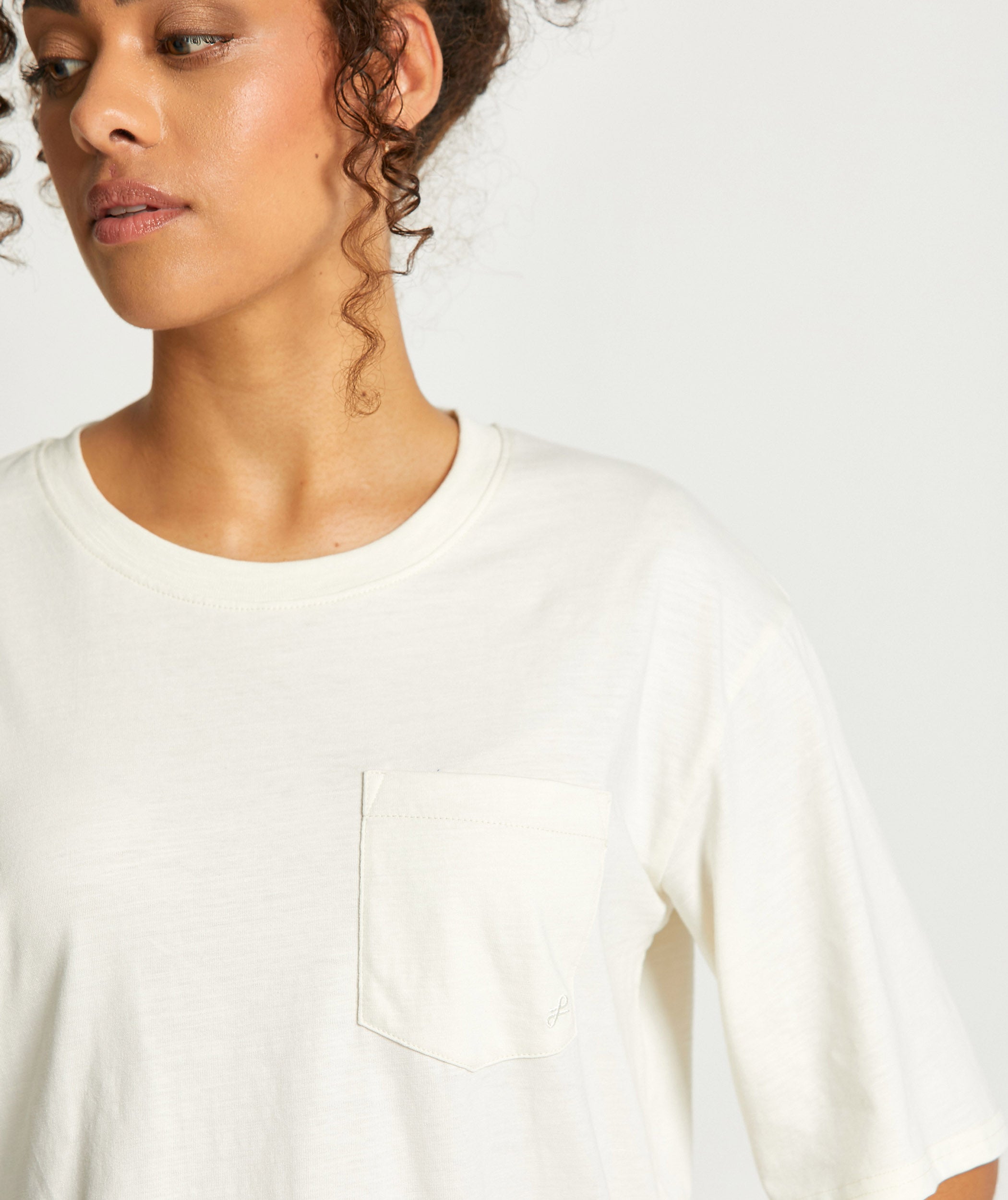 Ladies Standard Organic Cotton Pocket Tee - Coconut Milk