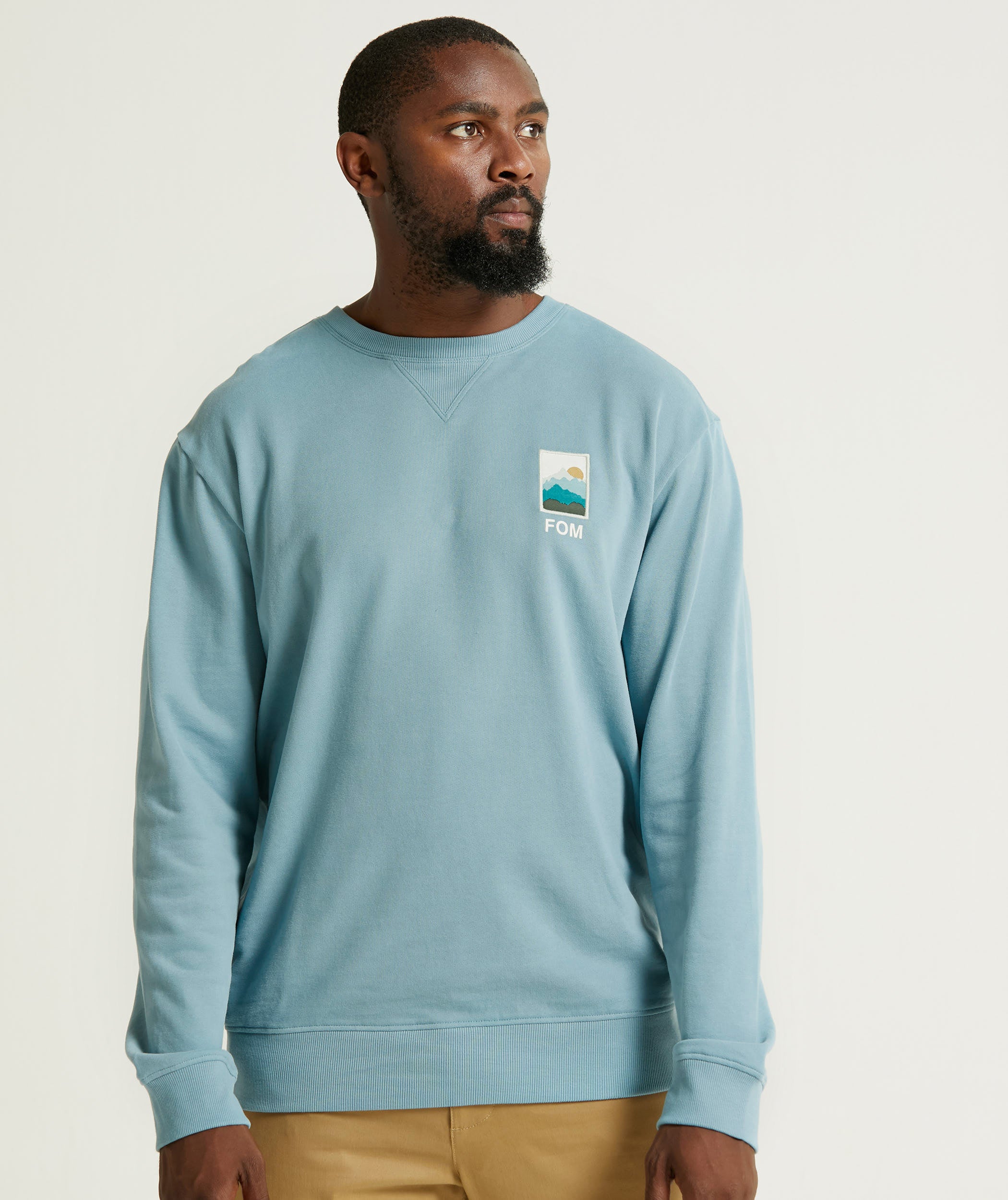 Mens Crew Neck Embroidery Sweatshirt - Sea Breeze